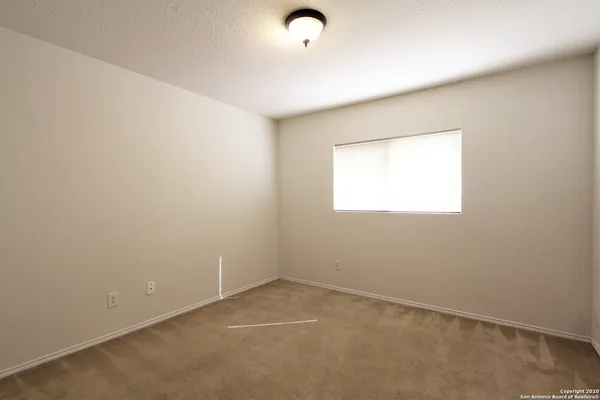 $1,850 | 125 Creek Run, Cibolo, TX 78108