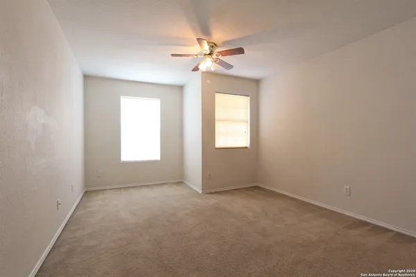 $1,850 | 125 Creek Run, Cibolo, TX 78108