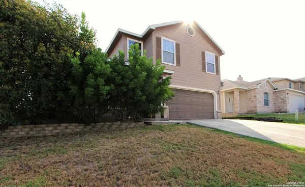 $1,850 | 125 Creek Run, Cibolo, TX 78108