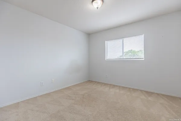 $1,850 | 125 Creek Run, Cibolo, TX 78108