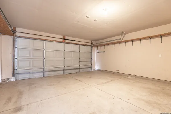 $1,850 | 125 Creek Run, Cibolo, TX 78108