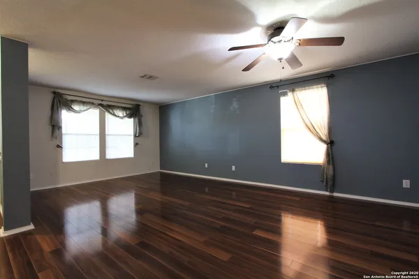 $1,850 | 125 Creek Run, Cibolo, TX 78108