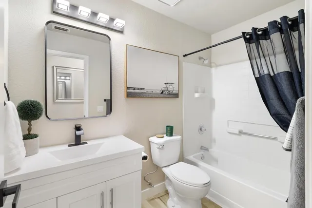 $469,500 | 3619 Black Eagle Drive, Antelope, CA 95843