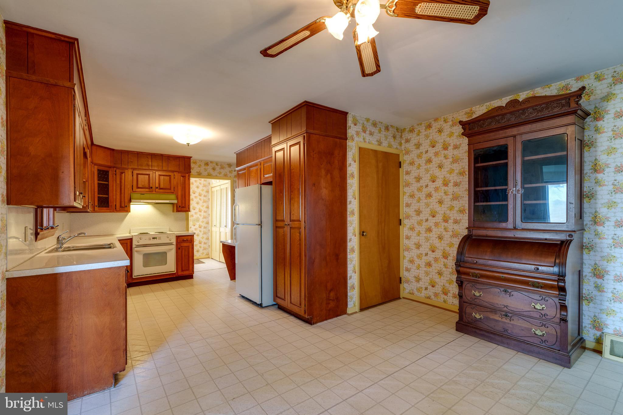 2083 Gamber Road Washington Boro, PA 17582 - Photo 13 of 65 Gallery Image 13