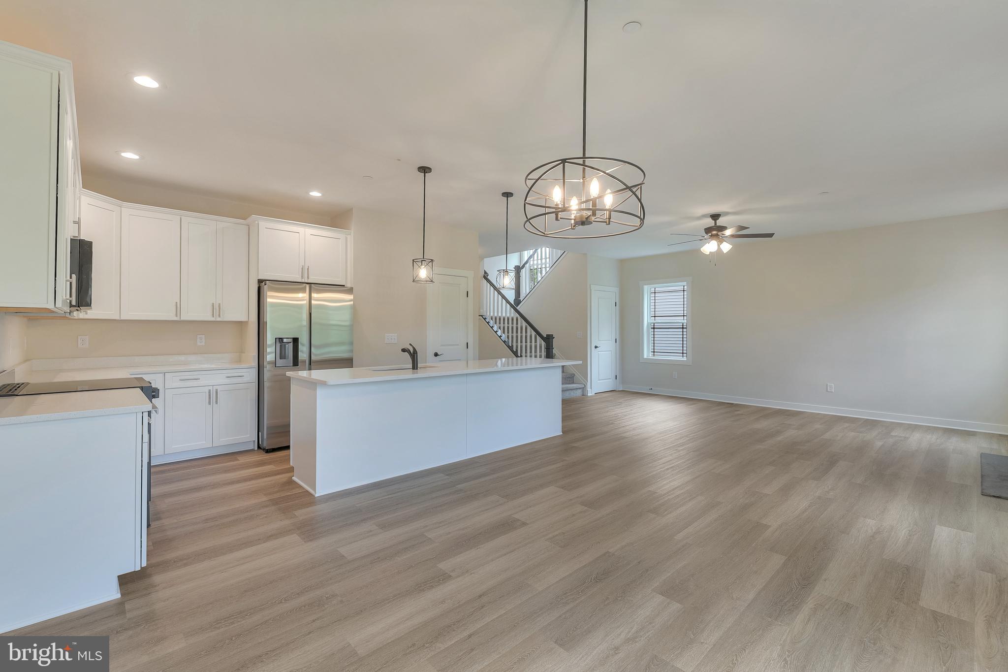 314 Caldwell Road Pasadena, MD 21122 - Photo 17 of 62 KITCHEN / DINING