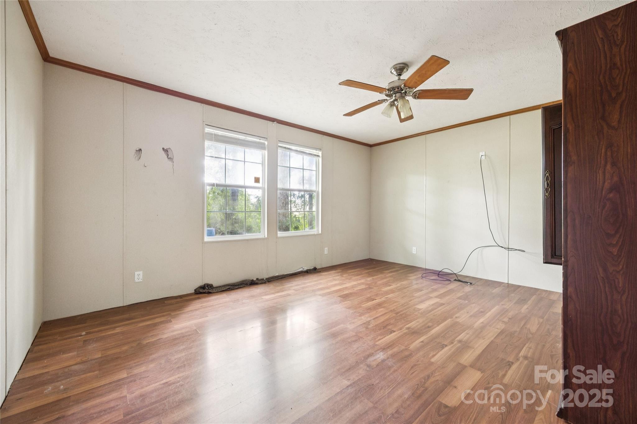 4066 General Howe Road Riegelwood, NC 28456 - Photo 2 of 27 a view of an empty room with a window