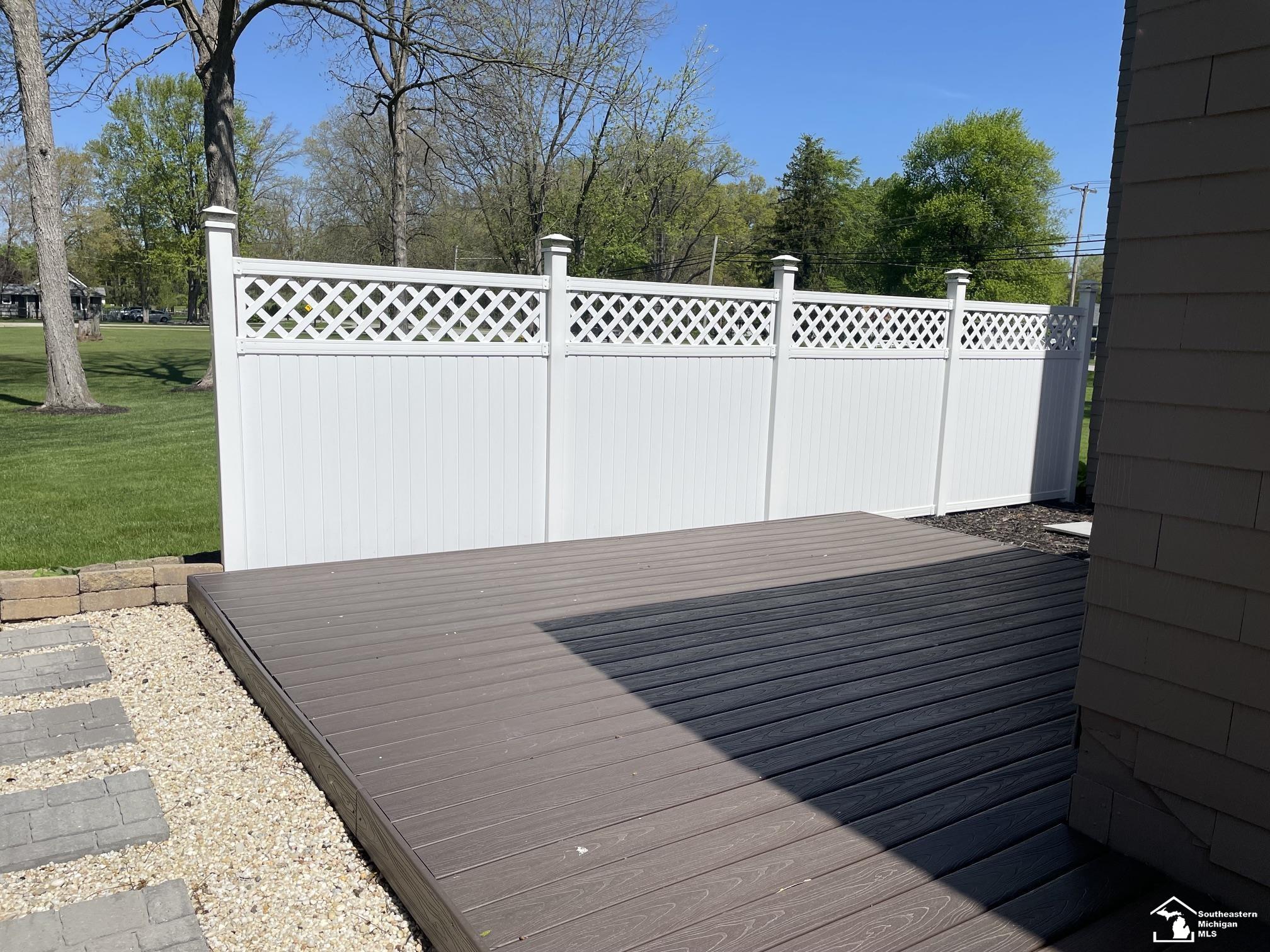 7815 Summerfield Road Lambertville, MI 48144 - Photo 8 of 36