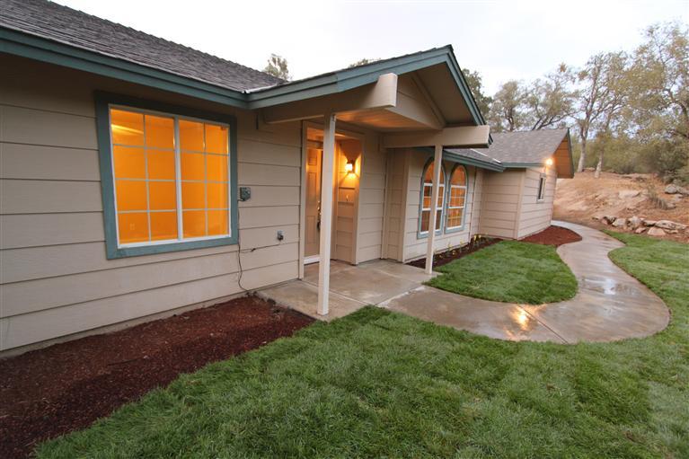 29998 Revis Road Coarsegold, CA 93614 - Photo 2 of 24 Gallery Image 2