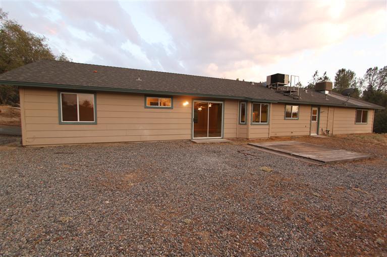 29998 Revis Road Coarsegold, CA 93614 - Photo 21 of 24 Gallery Image 21