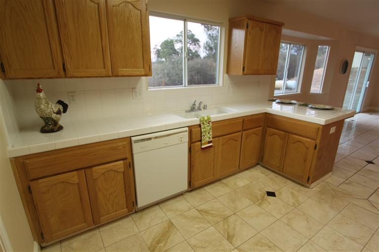 29998 Revis Road Coarsegold, CA 93614 - Photo 9 of 24 Gallery Image 9