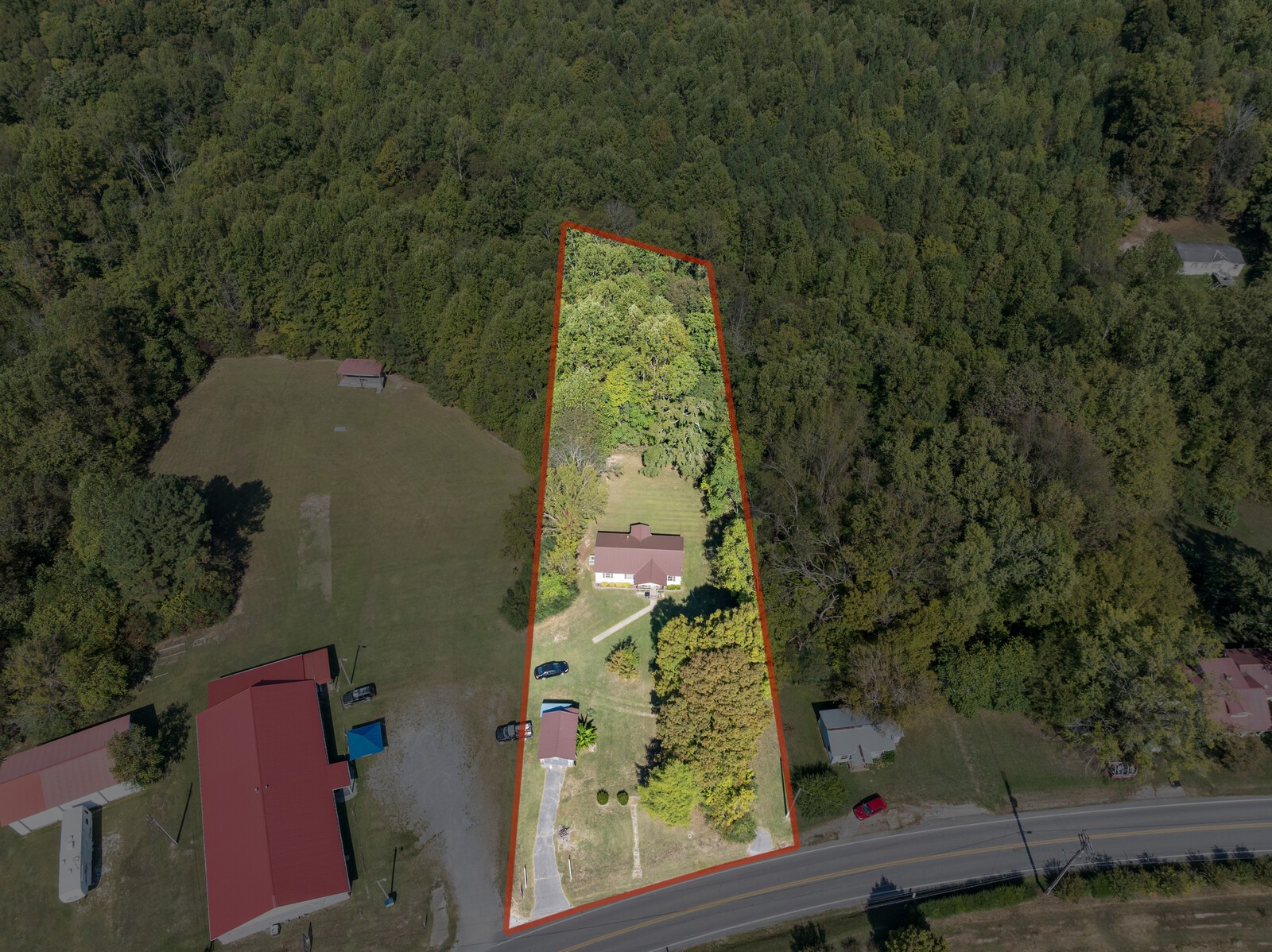 634 Bennett Hill Road Red Boiling Springs, TN 37150 - Photo 3 of 44