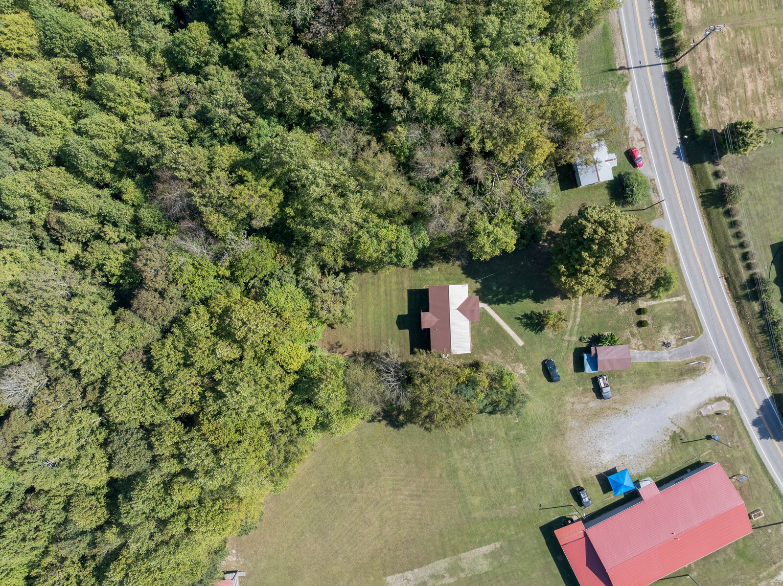 634 Bennett Hill Road Red Boiling Springs, TN 37150 - Photo 43 of 44 an aerial view of a house with a yard