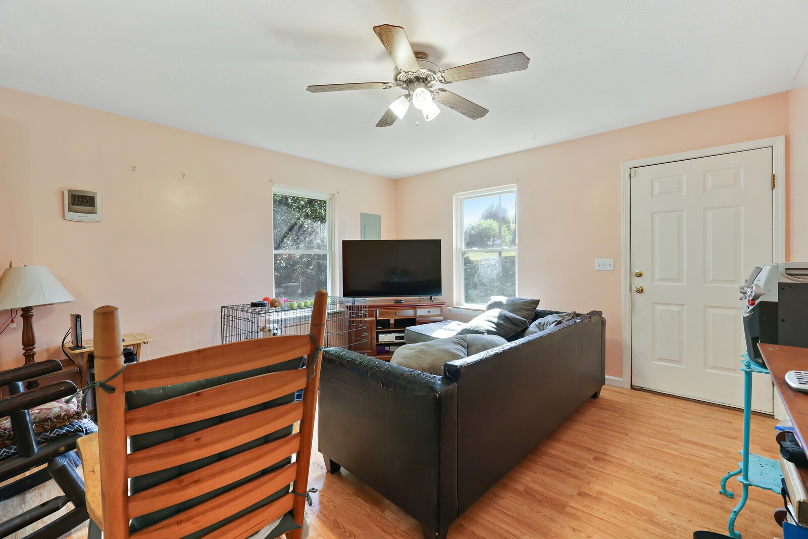 634 Bennett Hill Road Red Boiling Springs, TN 37150 - Photo 7 of 44 a living room with furniture and a flat screen tv