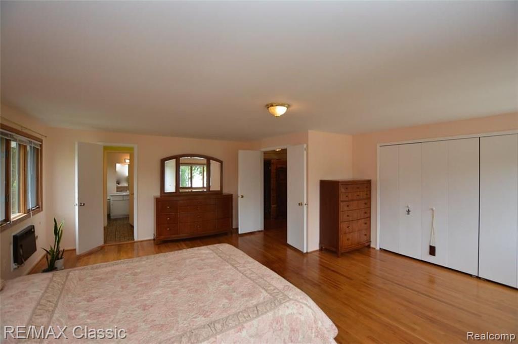 42439 Park Ridge Road Novi, MI 48375 - Photo 21 of 40