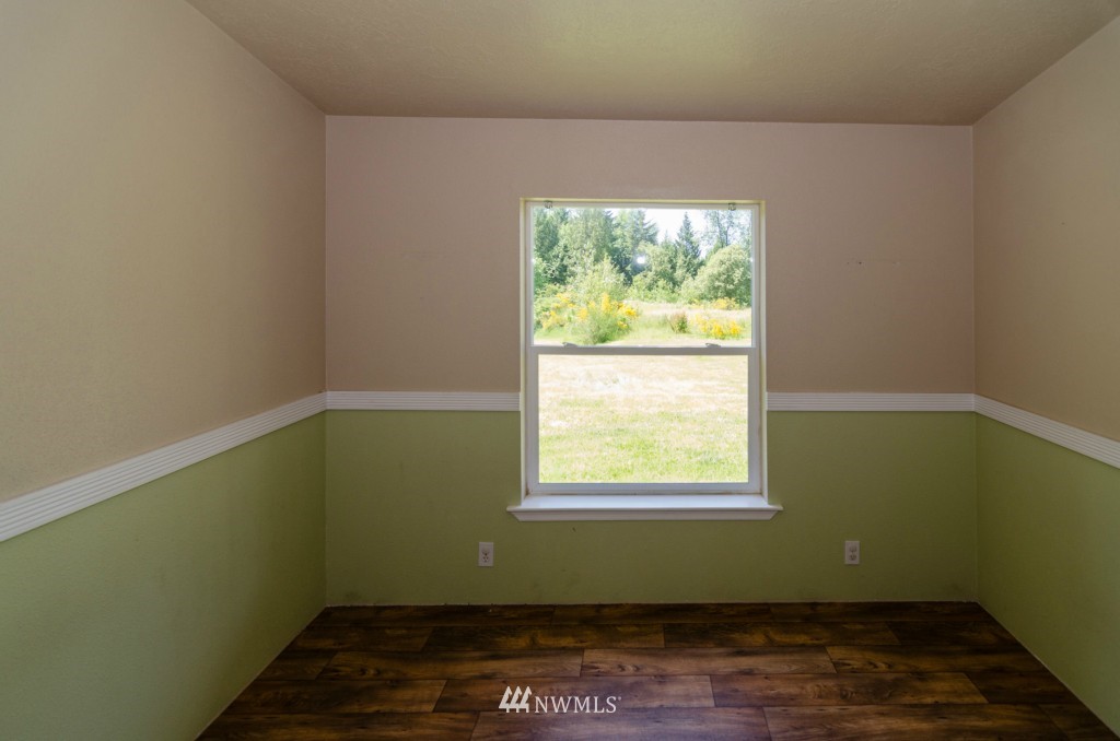 33209 Locke Road Roy, WA 98580 - Photo 14 of 25 Gallery Image 14