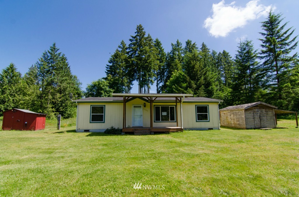33209 Locke Road Roy, WA 98580 - Photo 4 of 25 Gallery Image 4