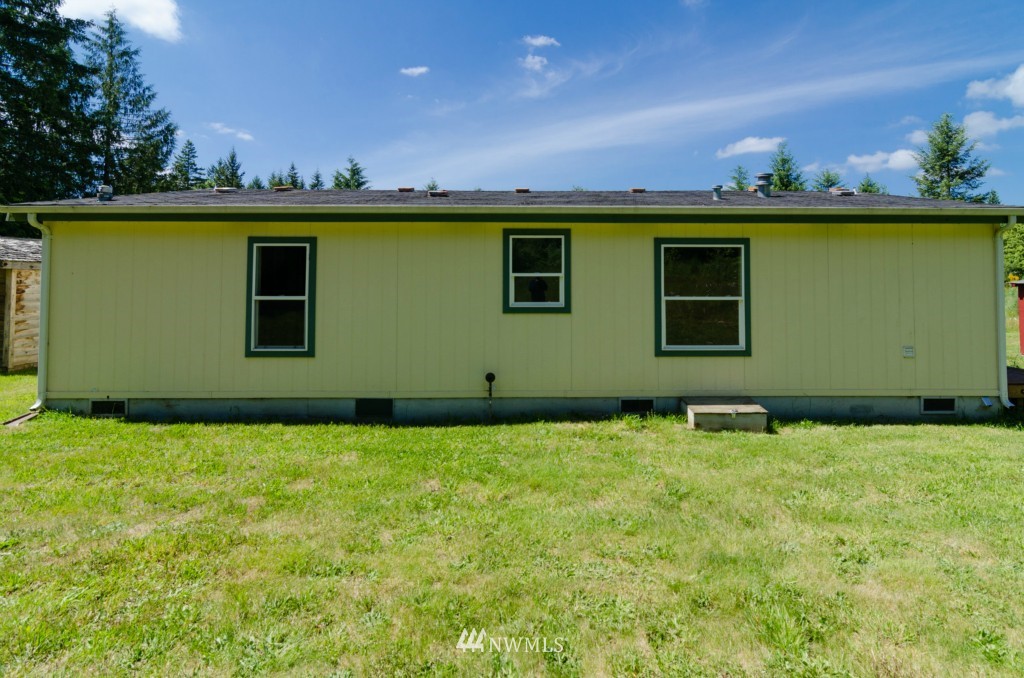 33209 Locke Road Roy, WA 98580 - Photo 7 of 25 Gallery Image 7
