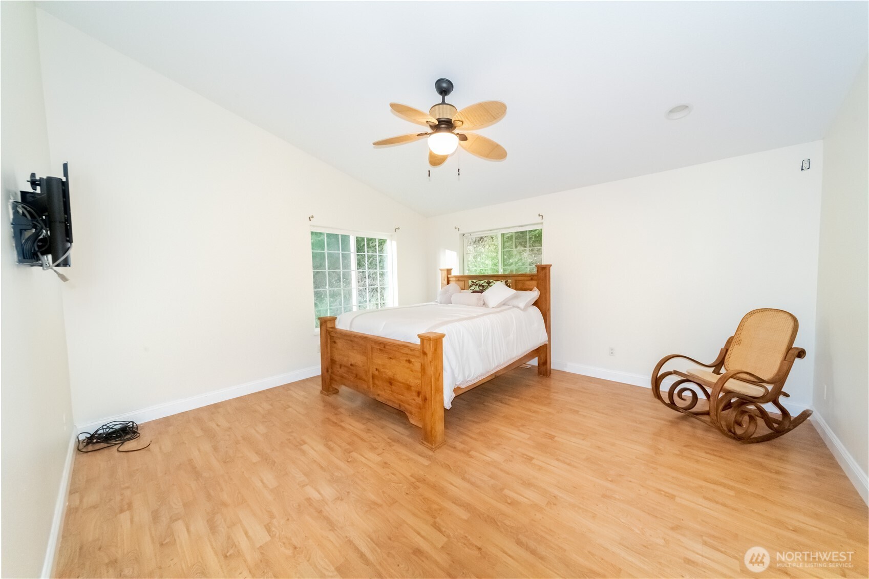 118 Clark Creek Road Longview, WA 98632 - Photo 13 of 19 a bed room with a bed and a chair