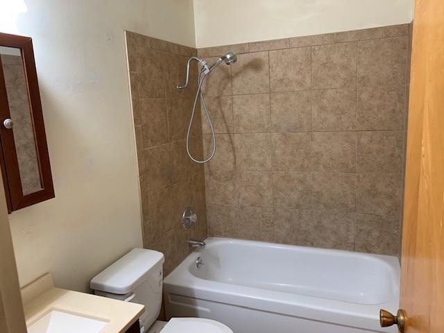 1440 Ruby Court, Unit 3 Capitola, CA 95010 - Photo 5 of 6 a bathroom with a shower and a toilet