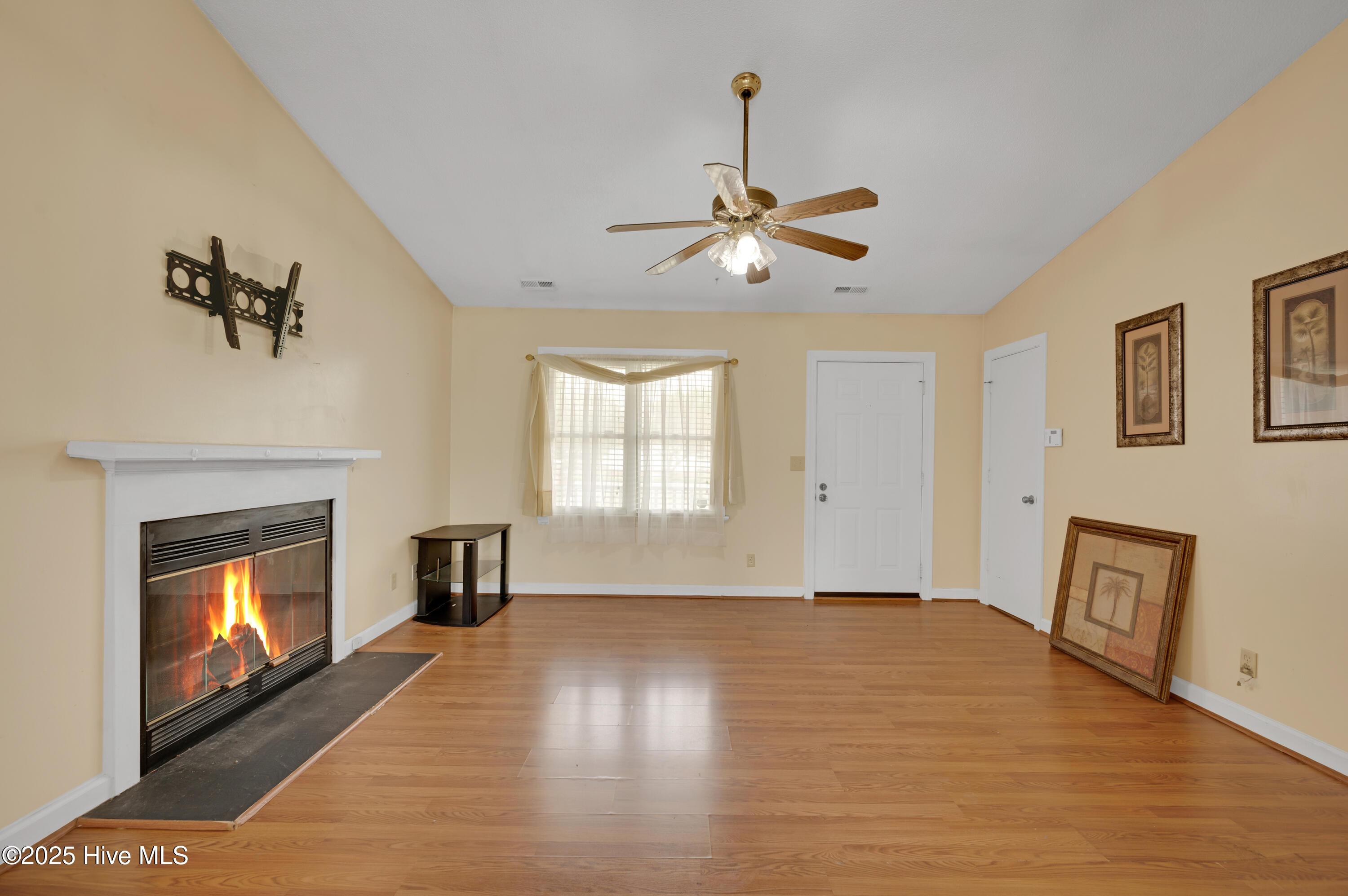 3426 Alvin Road Grimesland, NC 27837 - Photo 7 of 32 3426 Alvin Road-12