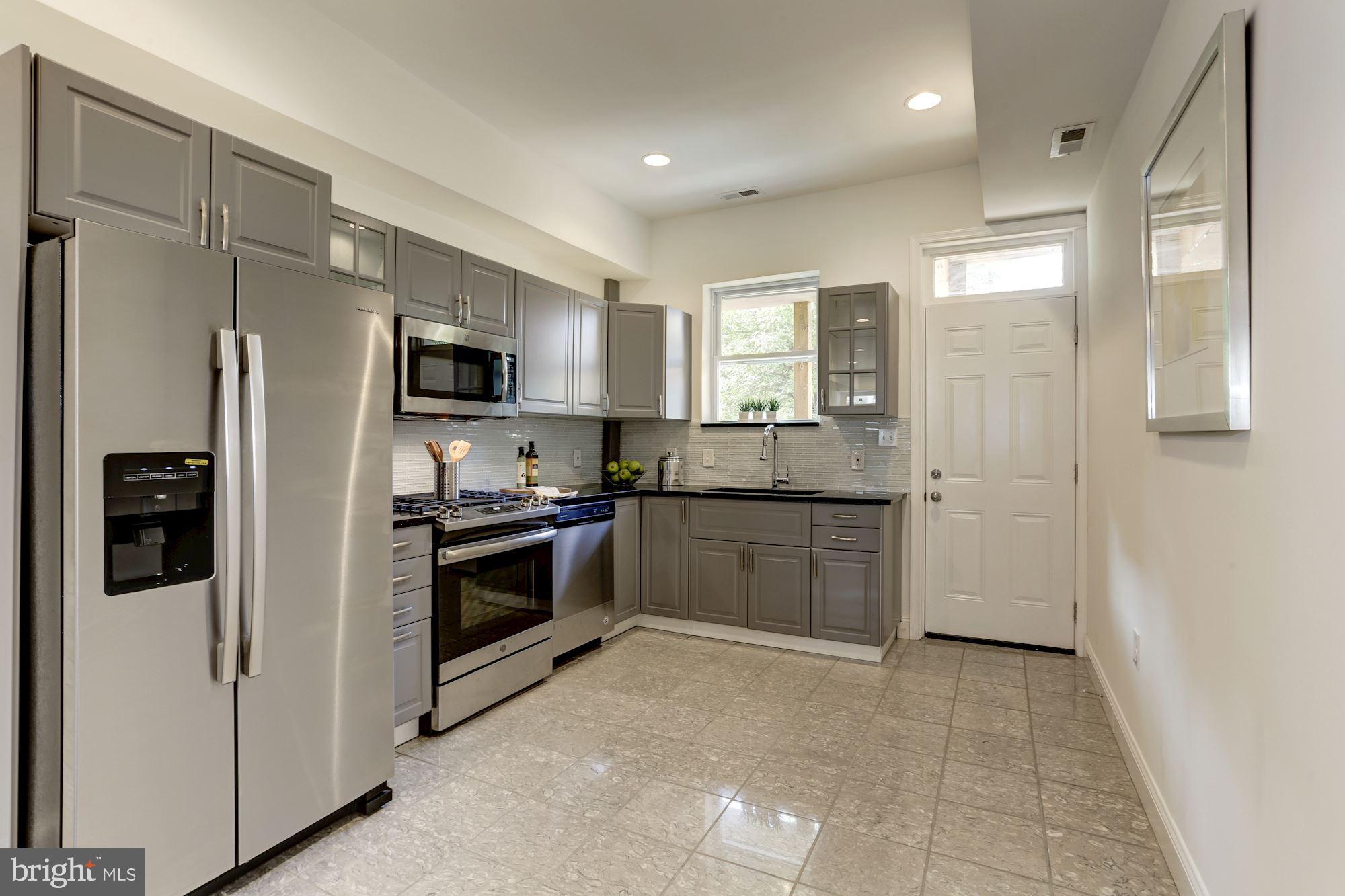 23 Q Street Northeast Washington, DC 20002 - Photo 5 of 24