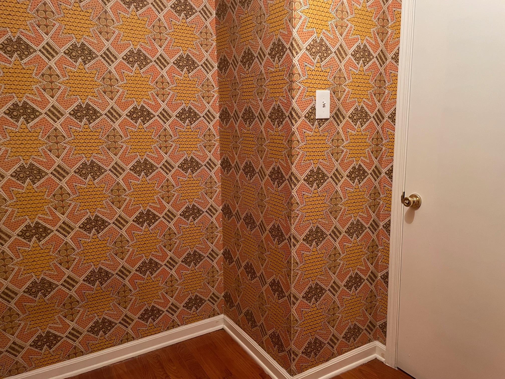 1898 Pennel Road Memphis, TN 38116 - Photo 33 of 34 a bathroom with a shower