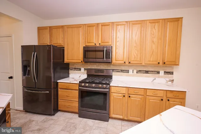 $655,000 | 43259 Sunderleigh Square, Broadlands, VA 20148