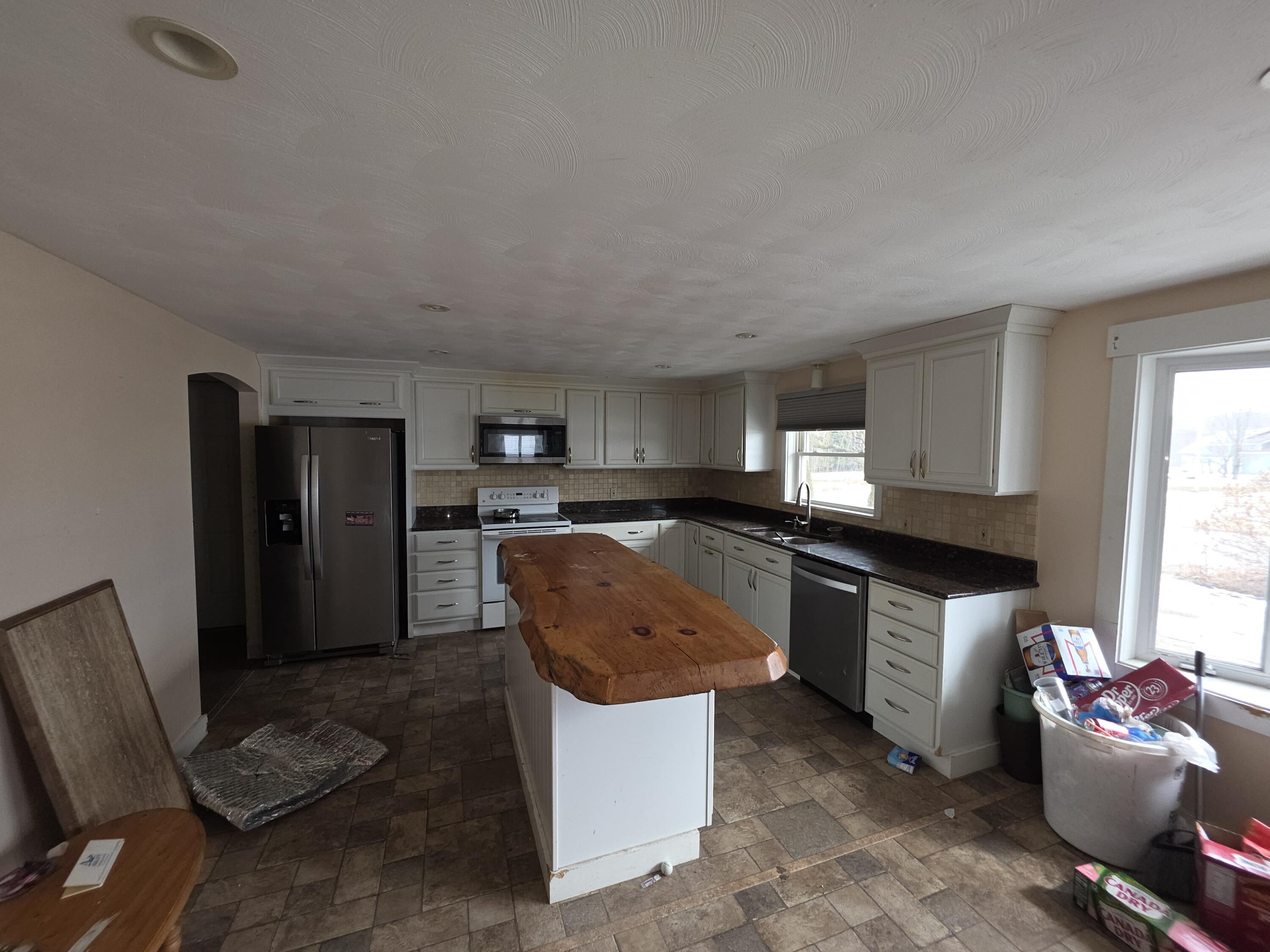 11 Back Brooks Road Monroe, ME 04951 - Photo 4 of 17 1000028170