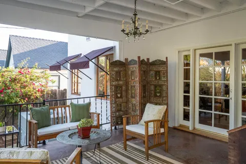 $1,365,000 | 1334 Carmen Drive, Glendale, CA 91207
