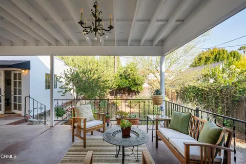 $1,365,000 | 1334 Carmen Drive, Glendale, CA 91207