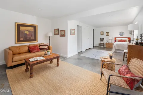 $1,365,000 | 1334 Carmen Drive, Glendale, CA 91207