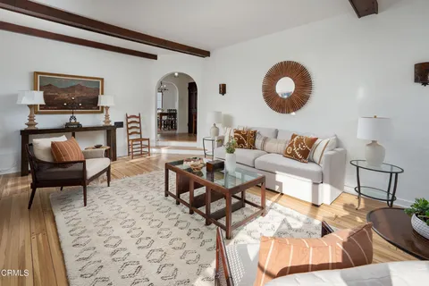 $1,365,000 | 1334 Carmen Drive, Glendale, CA 91207