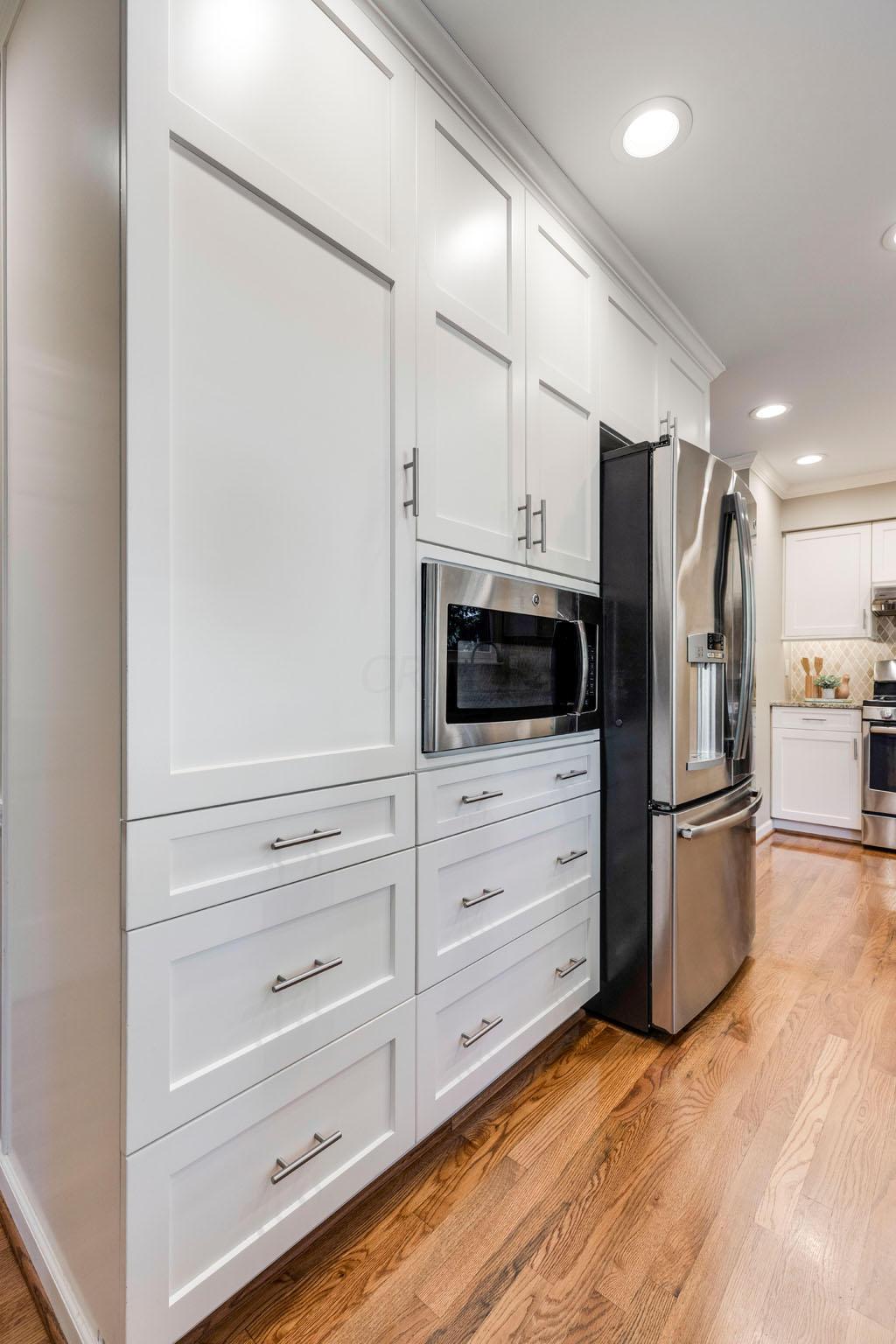 3907 Reed Road Columbus, OH 43220 - Photo 8 of 49
