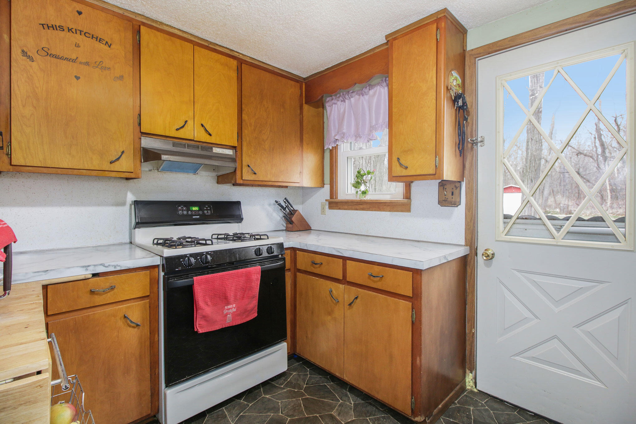 5872 White Road Muskegon, MI 49442 - Photo 10 of 19 Photo-Mar-29,-5-29-43-PM