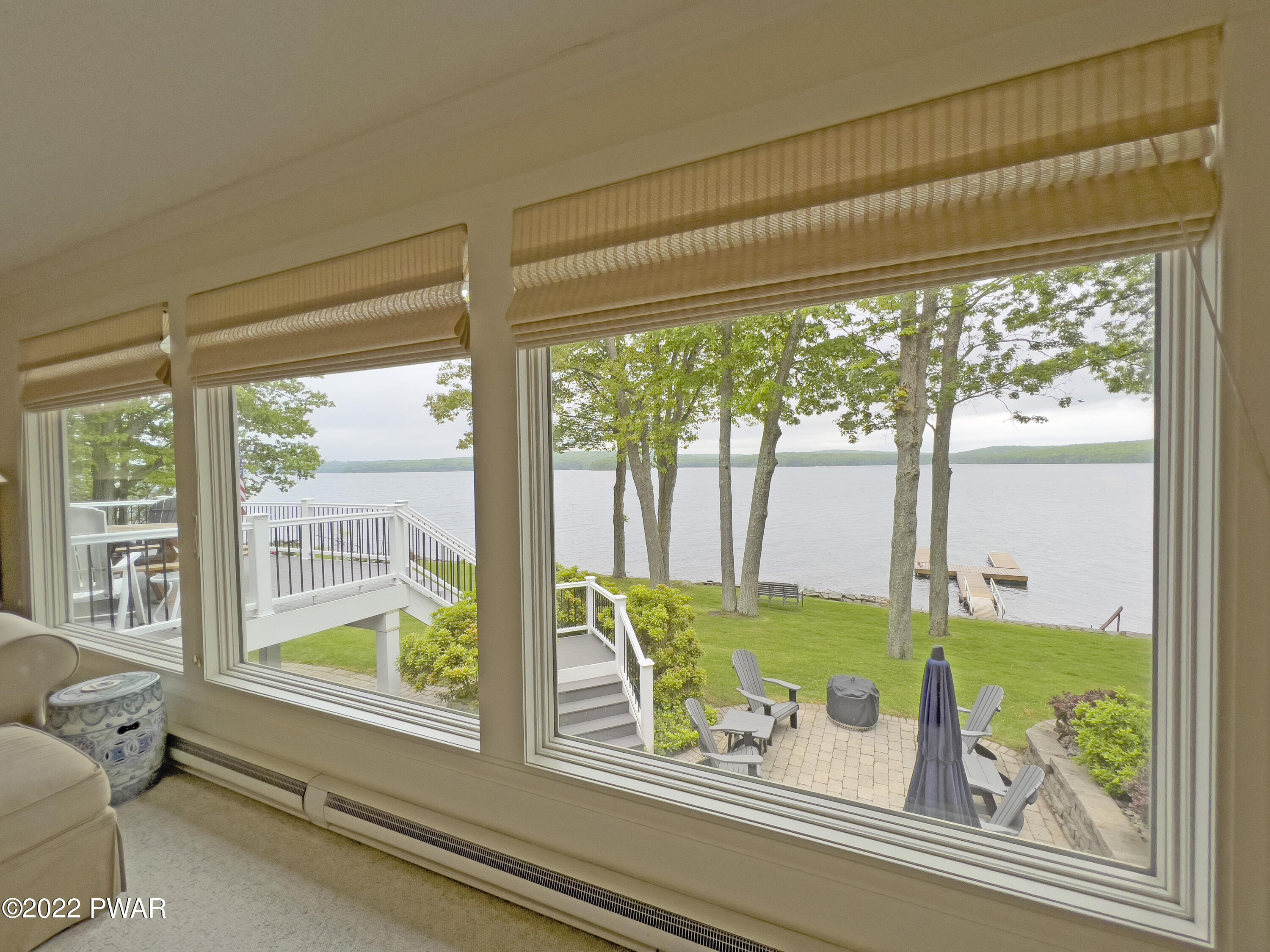 171 Shore Road Tafton, PA 18464 - Photo 24 of 73 Living Room