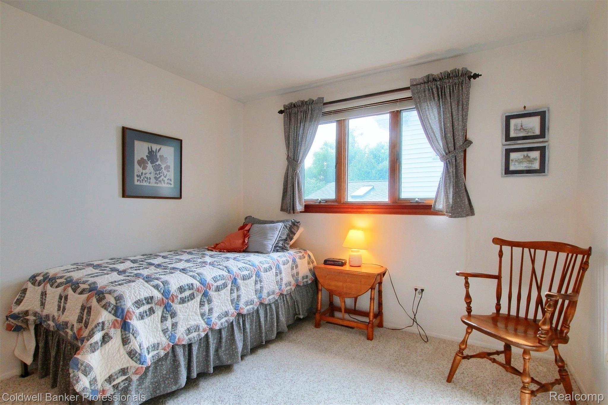 42047 Hanford Road Canton, MI 48187 - Photo 25 of 33 4th bedroom