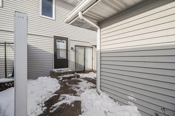 $229,900 | 2617 Knollwood Drive, Crown Point, IN 46307