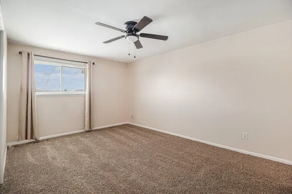 $233,900 | 2617 Knollwood Drive, Crown Point, IN 46307