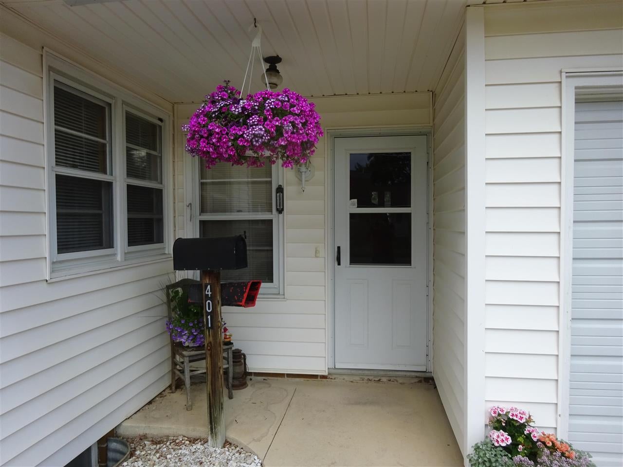 401 Butler Street Ackley, IA 50601 - Photo 3 of 28 Gallery Image 3