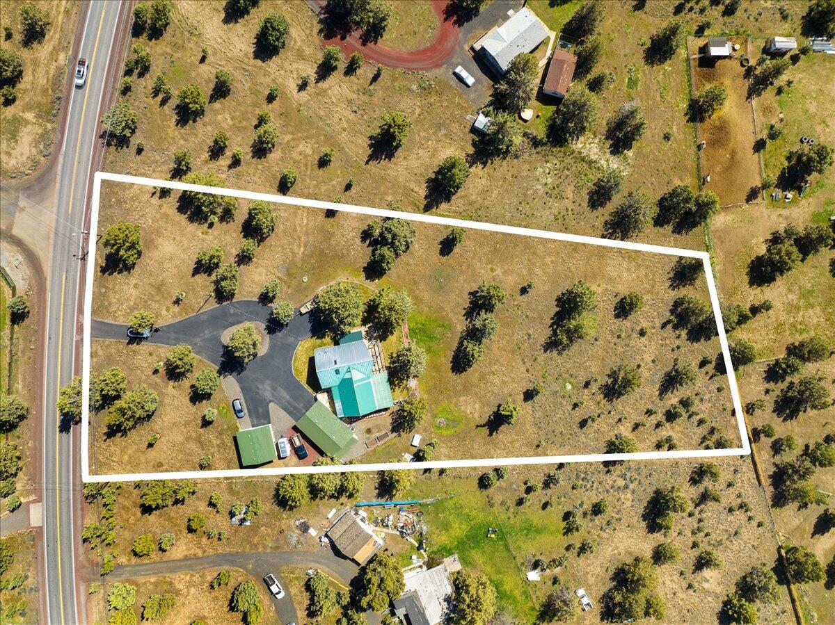 5995 Southwest Shad Road Terrebonne, OR 97760 - Photo 45 of 49 22-Aerial
