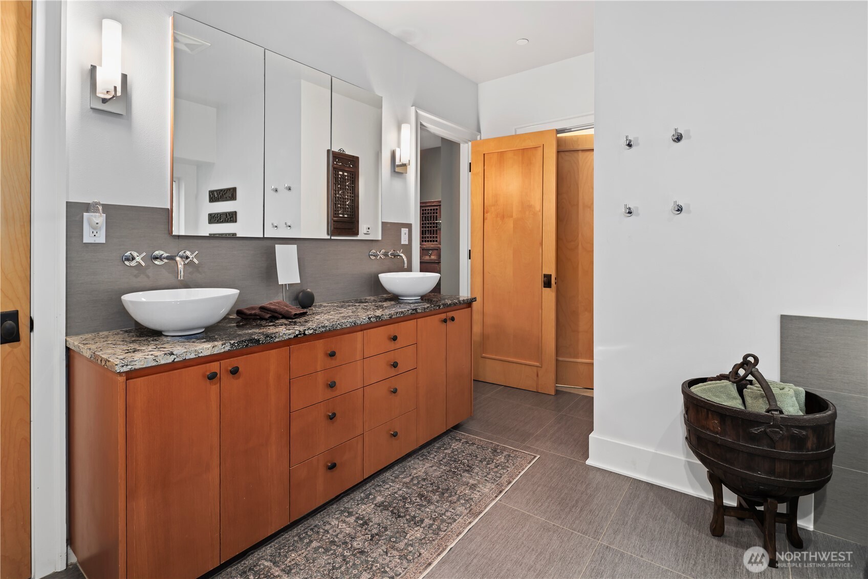 10623 Northeast 155th Place Bothell, WA 98011 - Photo 22 of 39