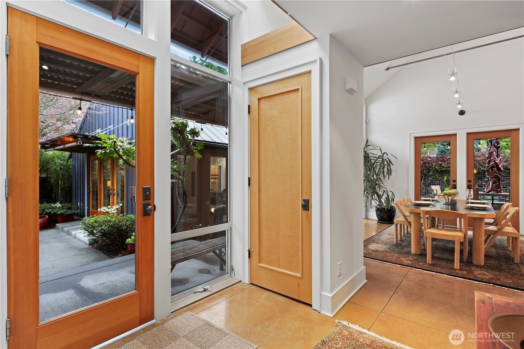 10623 Northeast 155th Place Bothell, WA 98011 - Photo 5 of 39