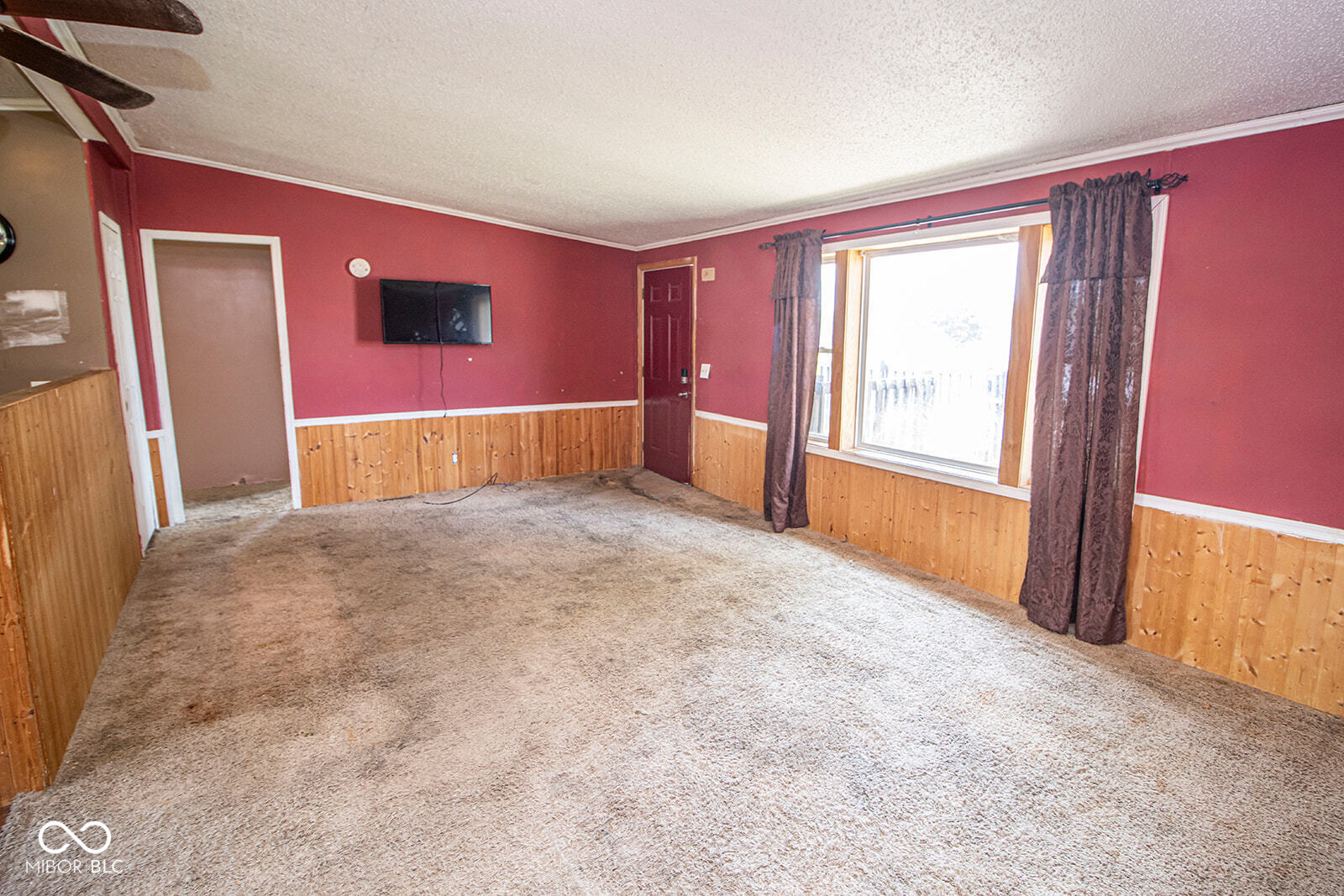 825 Rockshire Court Gas City, IN 46933 - Photo 5 of 41