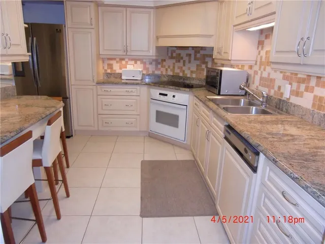 $3,950 | 3500 Galt Ocean Drive, Unit 1902, Fort Lauderdale, FL 33308