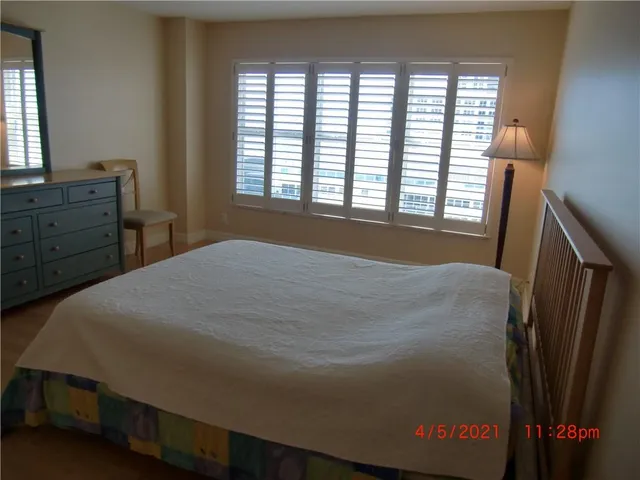 $3,950 | 3500 Galt Ocean Drive, Unit 1902, Fort Lauderdale, FL 33308