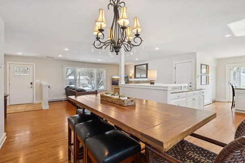 $800,000 | 5604 Highwood Drive, Edina, MN 55436