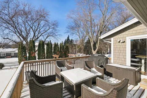 $800,000 | 5604 Highwood Drive, Edina, MN 55436