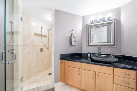 $1,299,000 | 2000 Island Boulevard, Unit 2409, Aventura, FL 33160