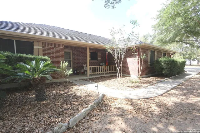 $538,900 | 311 Wagon Wheel, Adkins, TX 78101