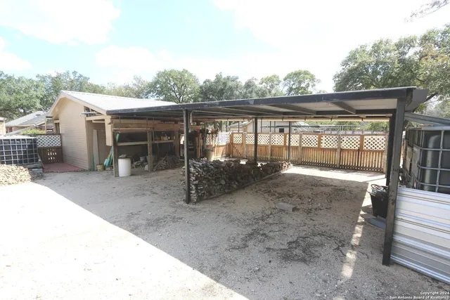 $538,900 | 311 Wagon Wheel, Adkins, TX 78101